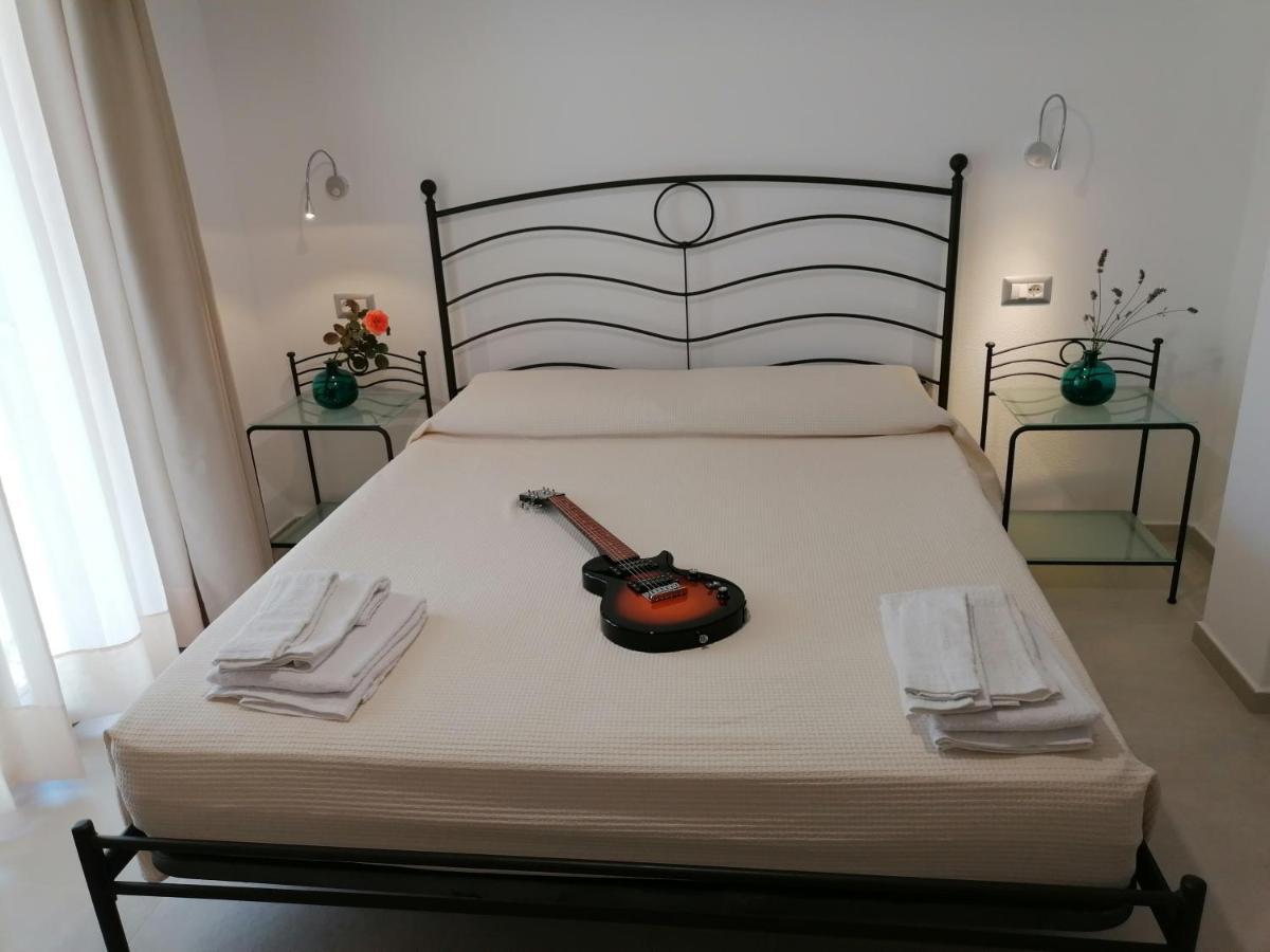 Body And Soul Apartment Кала Гононе Екстериор снимка